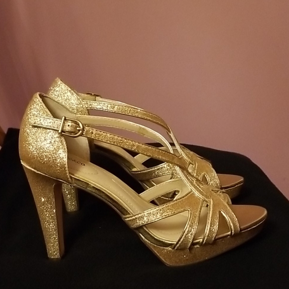 Shoes - Picture 2 of 2